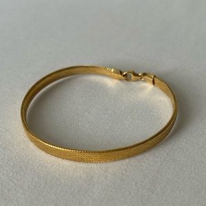 Real 18K yellow Saudi Gold mesh-like bracelet
